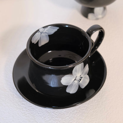 Adornare Cup & Saucer Set